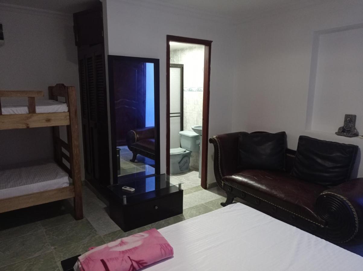 Vivienda Turistica Las Palmas Cartagena Екстериор снимка